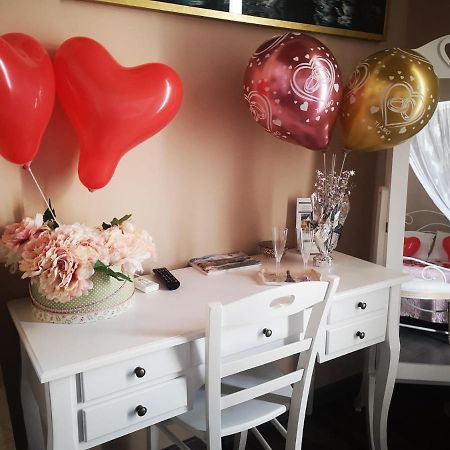 B&B A Due Passi Казерта Экстерьер фото