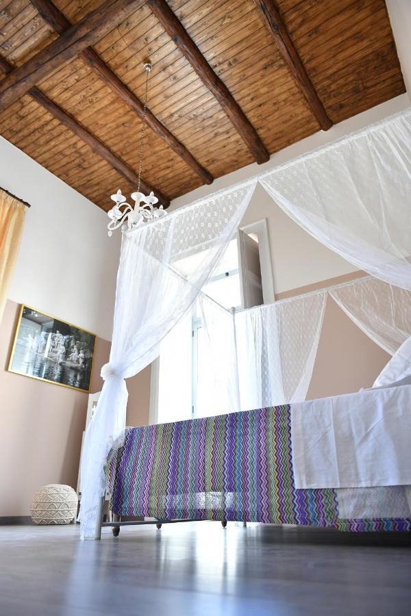 B&B A Due Passi Казерта Экстерьер фото