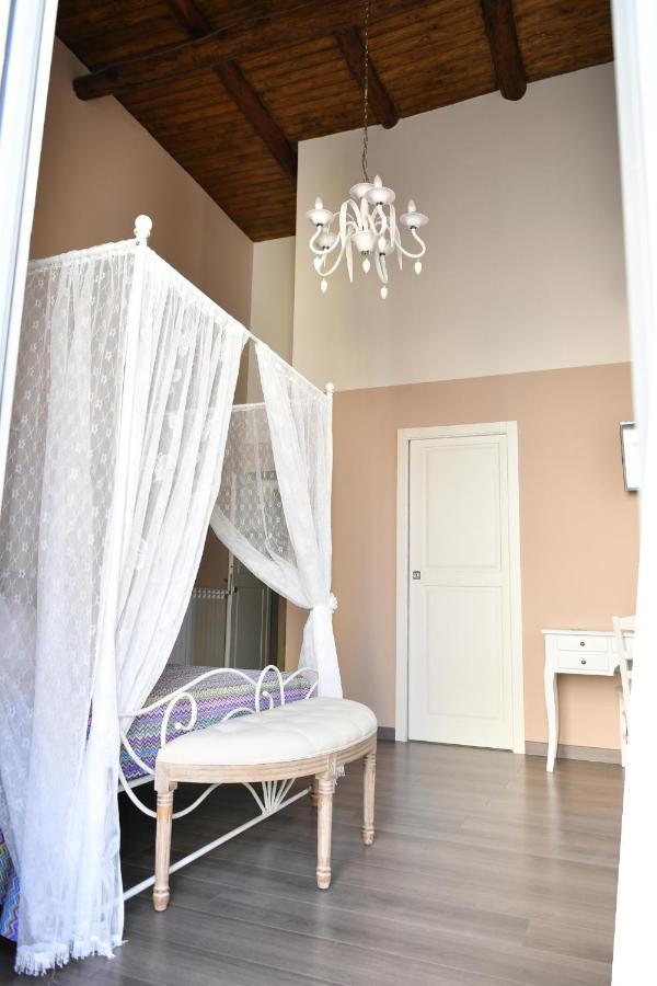 B&B A Due Passi Казерта Экстерьер фото
